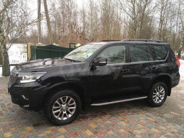 Toyota Land Cruiser Prado J150 II · Рестайлинг, 5 мест, 2018 г.