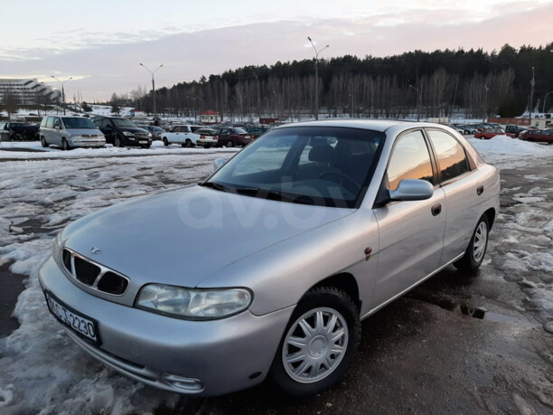 Daewoo Nubira J100, 1999 г.