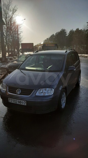 Volkswagen Touran I, 7 мест, 2005 г.