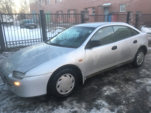 Mazda 323F, 1997 г.