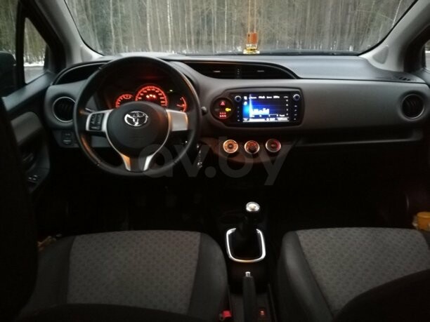Toyota Yaris III (XP130) · Рестайлинг, 2015 г.