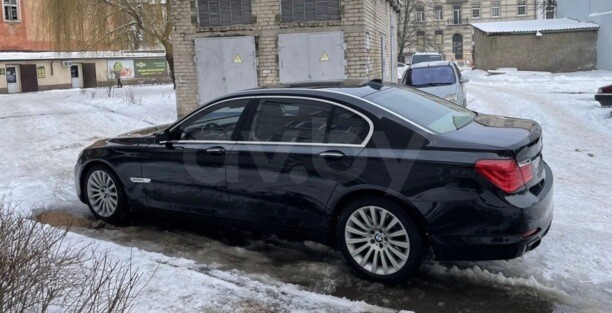 BMW 7 серия F02 (Long), 2010 г.