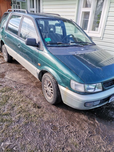 Mitsubishi Space Wagon Typ N30, N40, 7 мест, 1998 г.