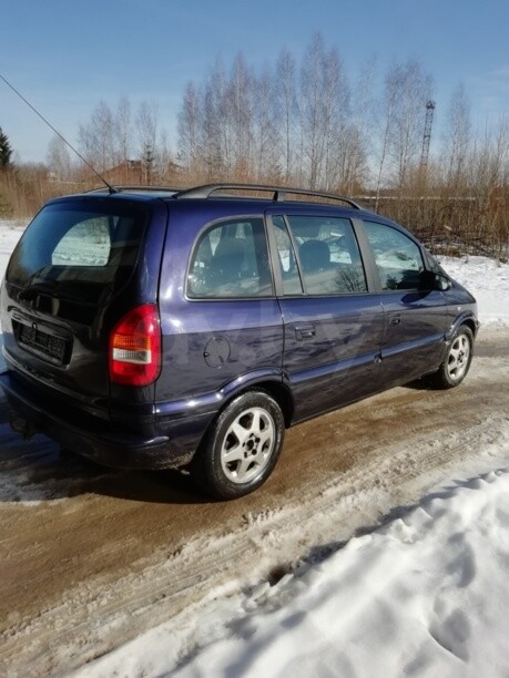 Opel Zafira A, 7 мест, 1999 г.
