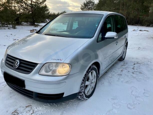 Volkswagen Touran I, 5 мест, 2004 г.