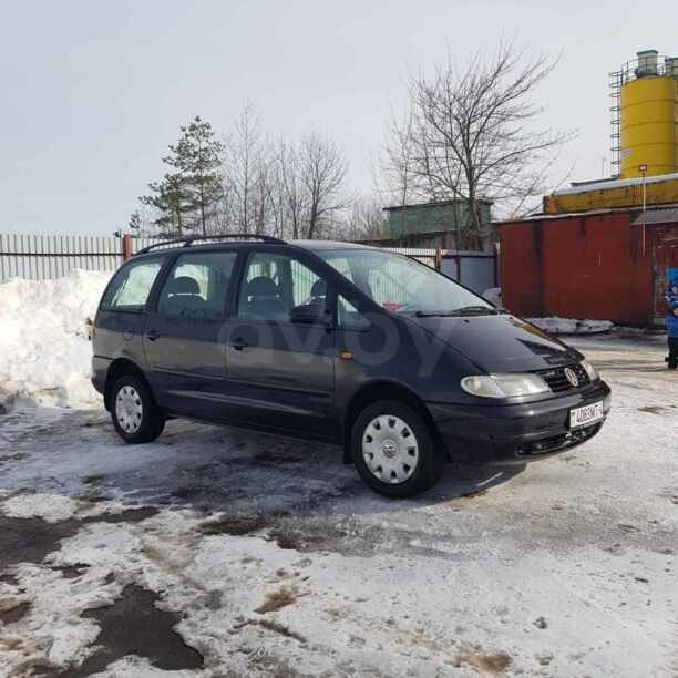 Volkswagen Sharan I, 5 мест, 1999 г.