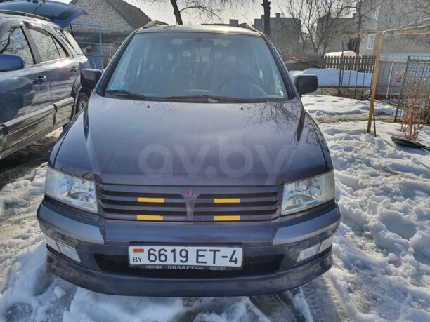 Mitsubishi Space Wagon Typ N50, 7 мест, 1998 г.