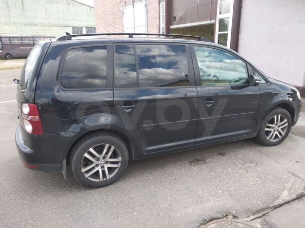 Volkswagen Touran I · Рестайлинг, 7 мест, 2010 г.
