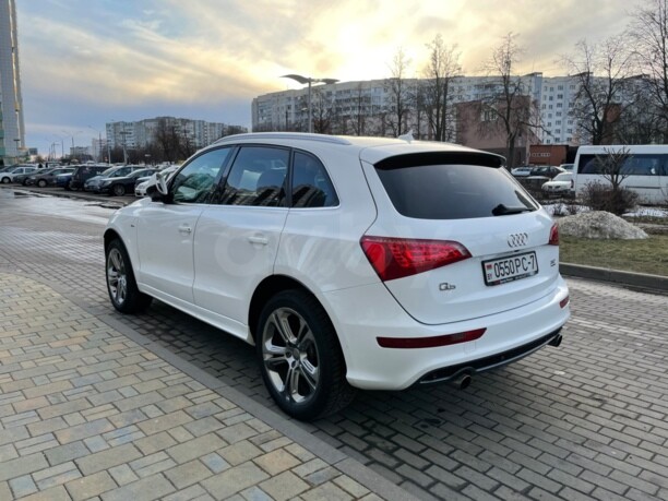 Audi Q5 8R, 2009 г.