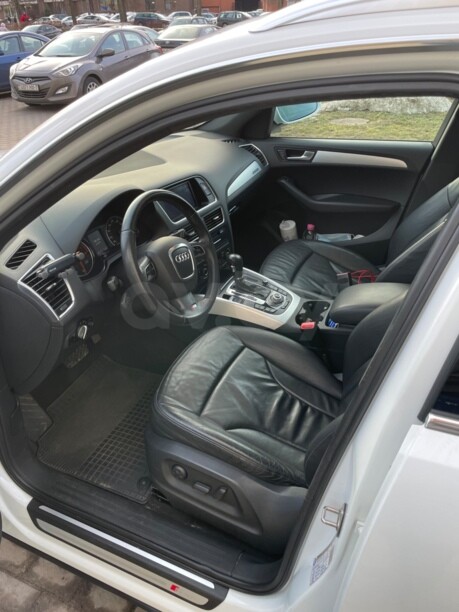 Audi Q5 8R, 2009 г.