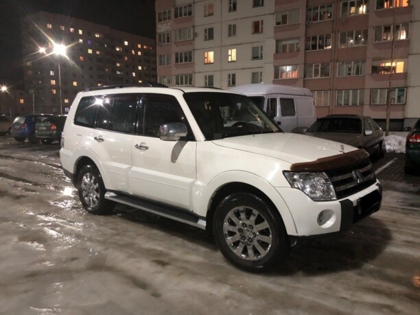 Mitsubishi Pajero IV, 5 мест, 2007 г.