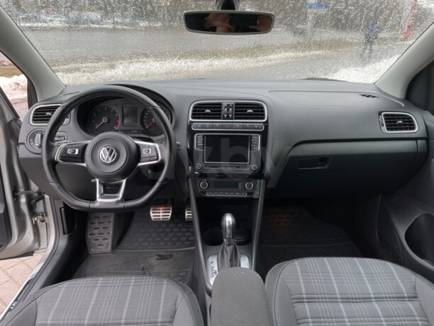 Volkswagen Polo Sedan I · Рестайлинг, 2017 г.