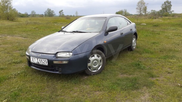 Mazda 323F, 1998 г.