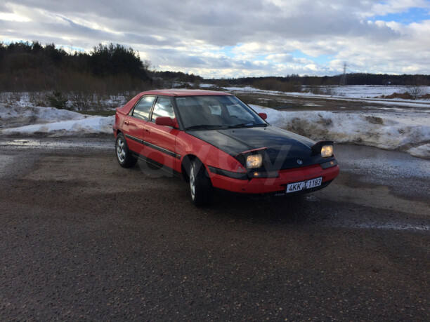 Mazda 323F, 1993 г.