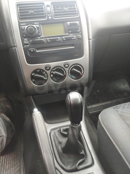 Toyota Avensis I (T220) · Рестайлинг, 2001 г.