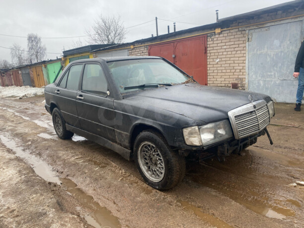 Mercedes-Benz 190 (W201), 1983 г.