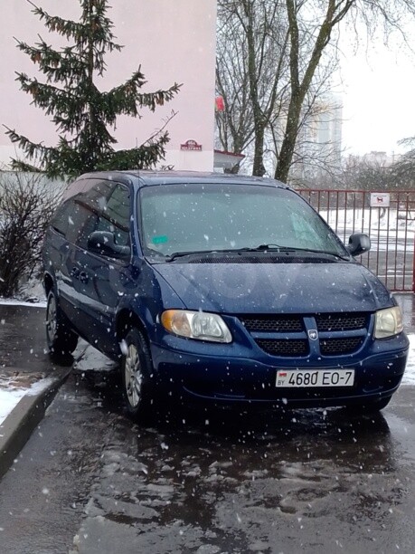 Dodge Grand Caravan IV, 7 мест, 2001 г.