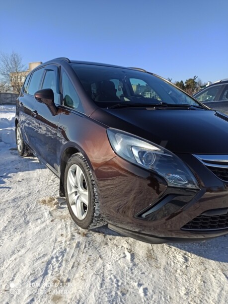 Opel Zafira C, 5 мест, 2013 г.