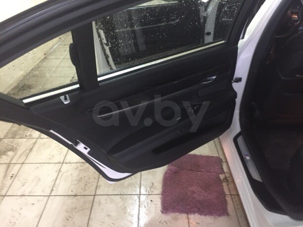 BMW 7 серия F02 (Long), 2010 г.