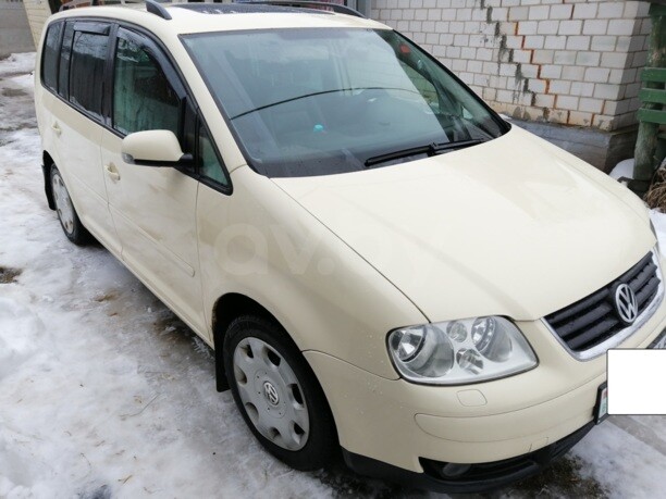 Volkswagen Touran I, 7 мест, 2005 г.