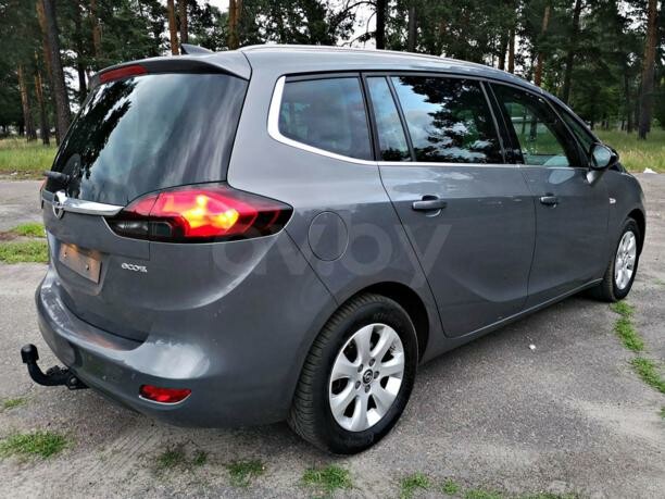 Opel Zafira C, 7 мест, 2015 г.