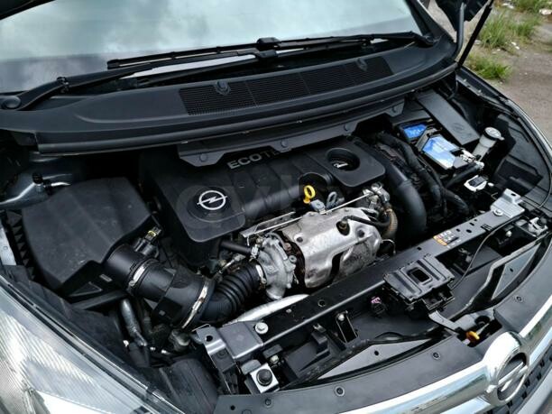 Opel Zafira C, 7 мест, 2015 г.