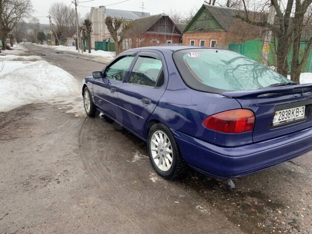 Ford Mondeo I, 1996 г.