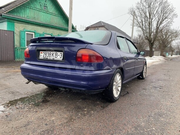 Ford Mondeo I, 1996 г.