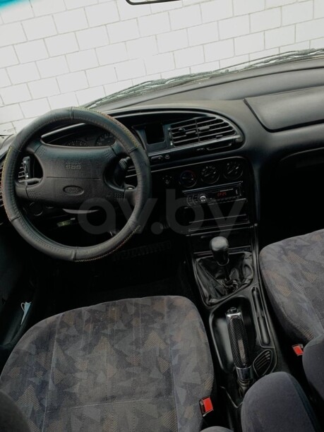 Ford Mondeo I, 1996 г.