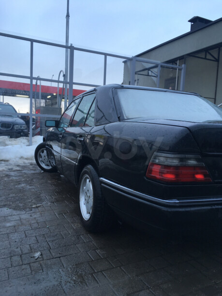 Mercedes-Benz E-Класс W124, S124, C124, A124, 1987 г.