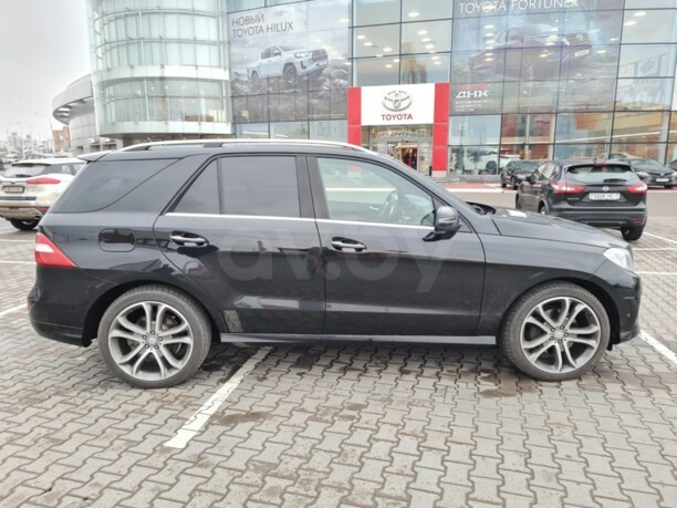Mercedes-Benz M-Класс W166, 5 мест, 2013 г.