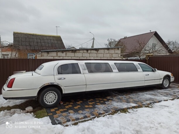 Lincoln Town Car III, 1999 г.