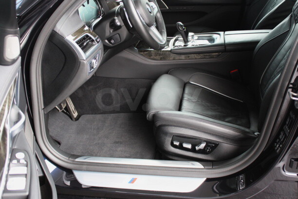 BMW 7 серия G12 (Long), 2019 г.