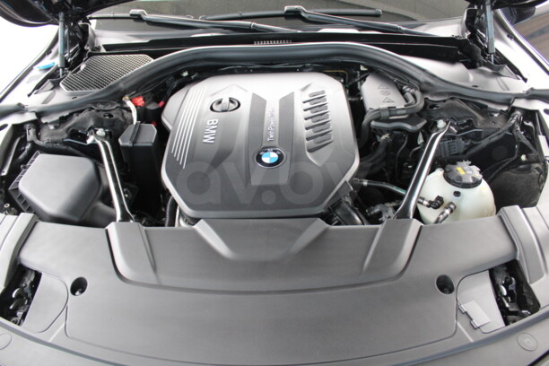 BMW 7 серия G12 (Long), 2019 г.