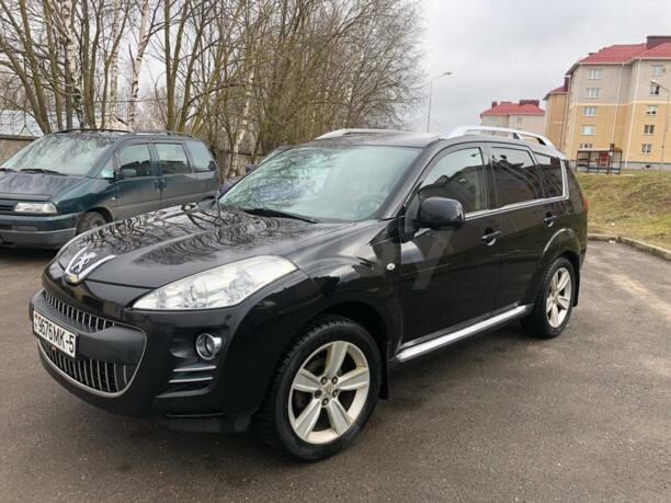 Peugeot 4007, 7 мест, 2009 г.