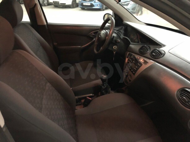 Ford Focus I · Рестайлинг, 2002 г.