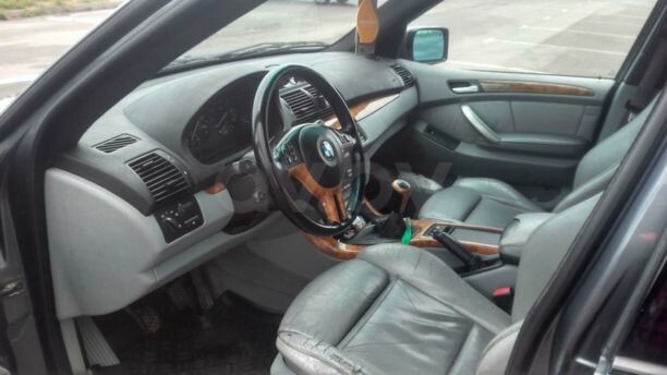 BMW X5 E53, 5 мест, 2001 г.
