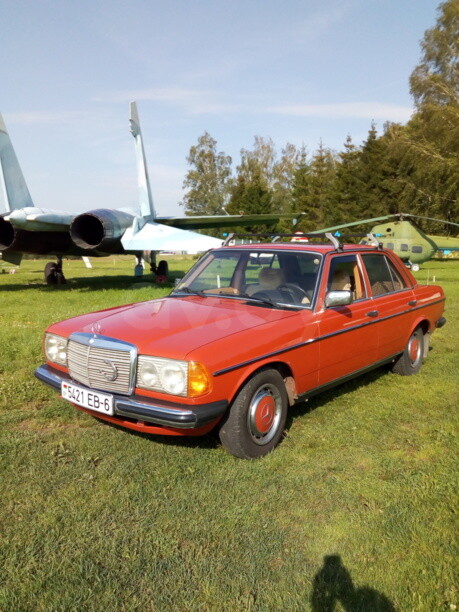 Mercedes-Benz E-Класс W123, 1982 г.