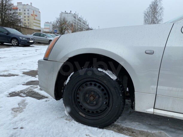 Cadillac SRX I, 5 мест, 2005 г.