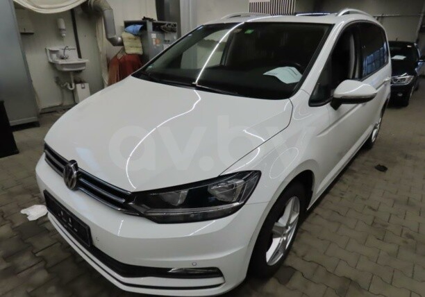 Volkswagen Touran III, 5 мест, 2017 г.
