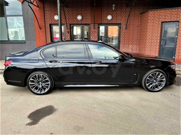BMW 7 серия G12 (Long), 2019 г.