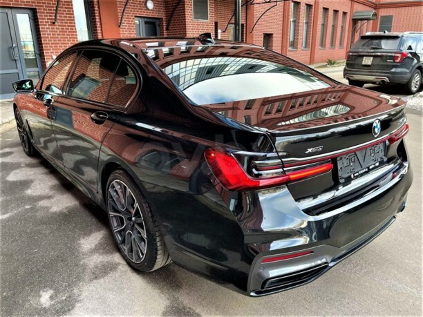 BMW 7 серия G12 (Long), 2019 г.