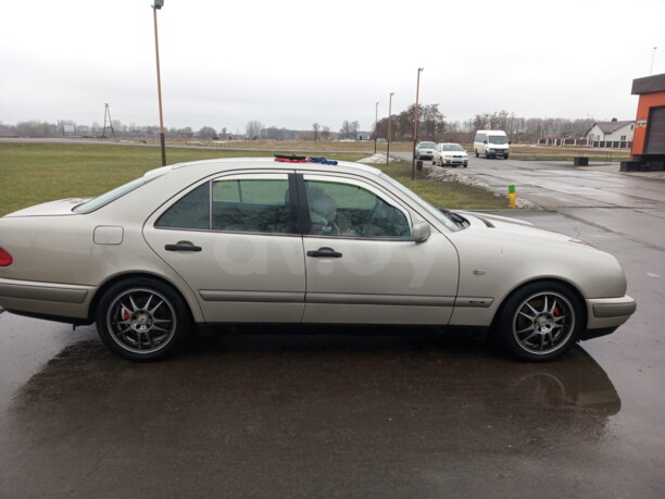 Mercedes-Benz E-Класс W210, S210, 1997 г.