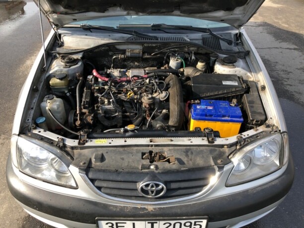 Toyota Avensis I (T220), 2000 г.