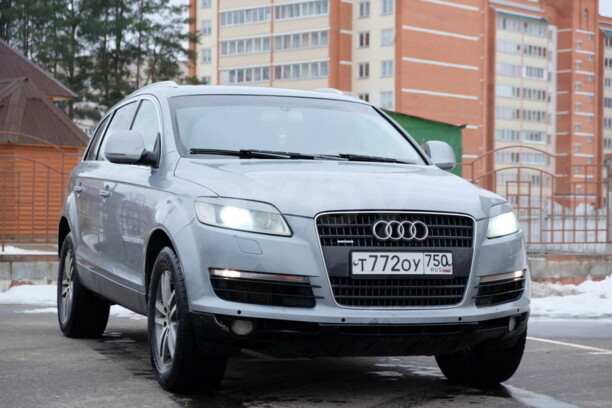 Audi Q7 4L, 5 мест, 2007 г.