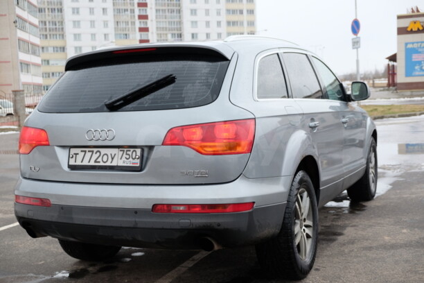 Audi Q7 4L, 5 мест, 2007 г.