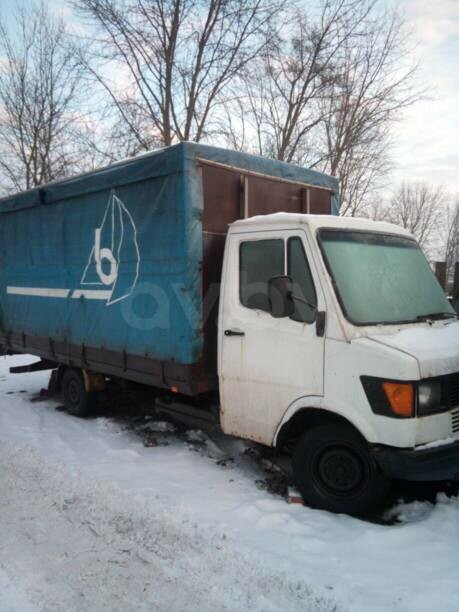 Mercedes 207-310, 1992 г.