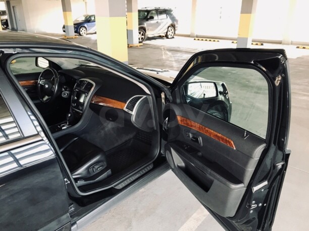 Cadillac SRX I, 5 мест, 2008 г.