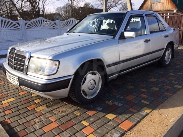 Mercedes-Benz E-Класс W124, S124, C124, A124, 1988 г.