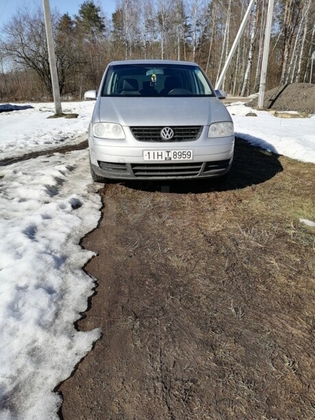 Volkswagen Touran I, 5 мест, 2003 г.